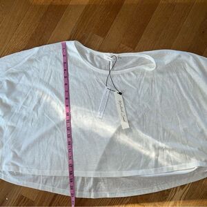 NWT - Mustard Seed Tshirt white, size medium, short sleeve free flowing